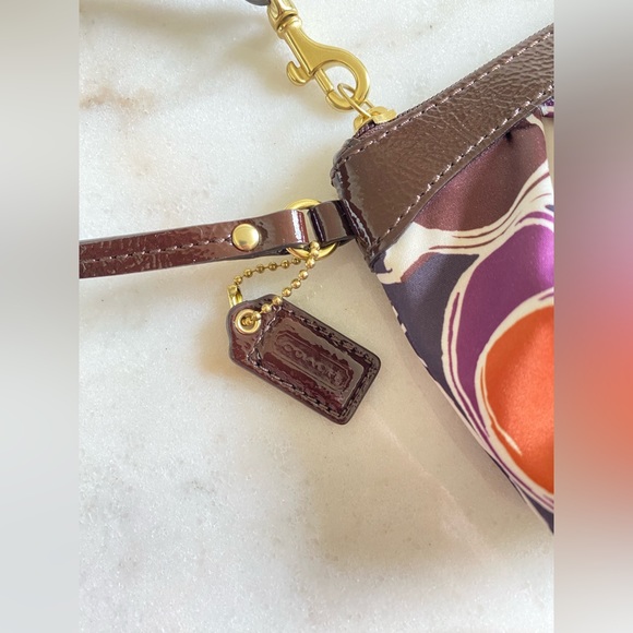 Coach Wristlet - Picture 3 of 6